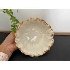 LENOX: Vintage Round Small Dish with Gold Detailing, Flower Petal Design